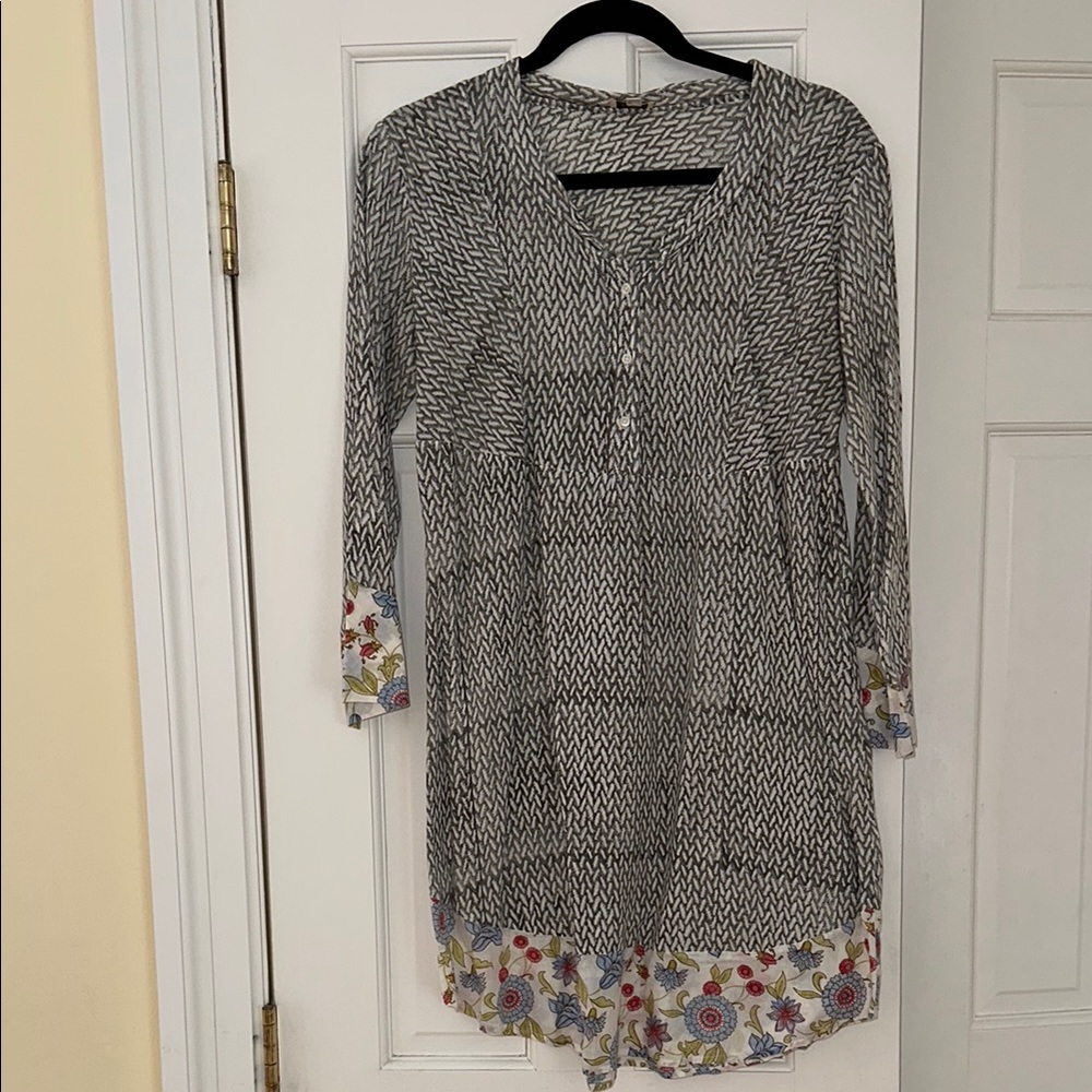 Floral Trim Black and White Women's Shirt Dress